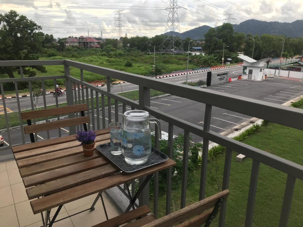 House Of Nostalgia Apartment Lumut Ngoại thất bức ảnh